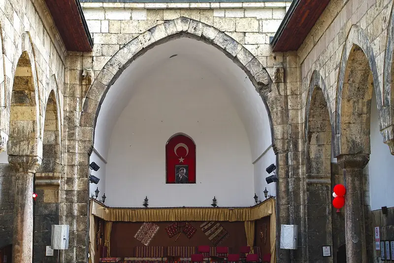 Darüşşifa (Sabuncuoğlu Tıp ve Cerrahi Tarihi Müzesi)