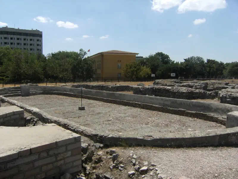 Roma Hamamı Örenyeri