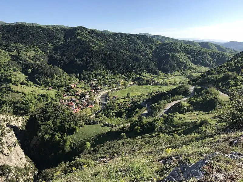 Drahna Vadisi ve Ulukaya Şelalesi