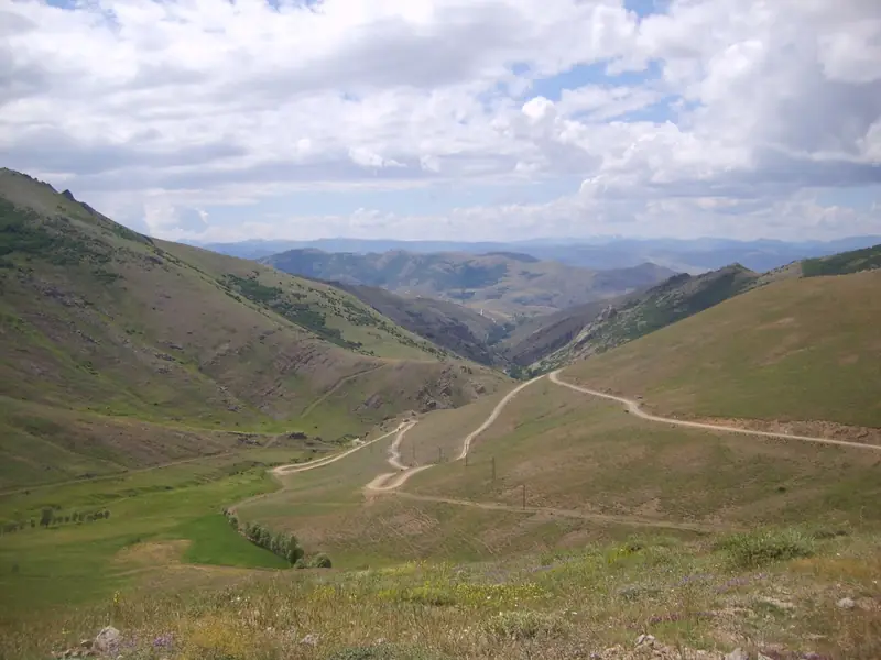 Aydıntepe Yeraltı Şehri