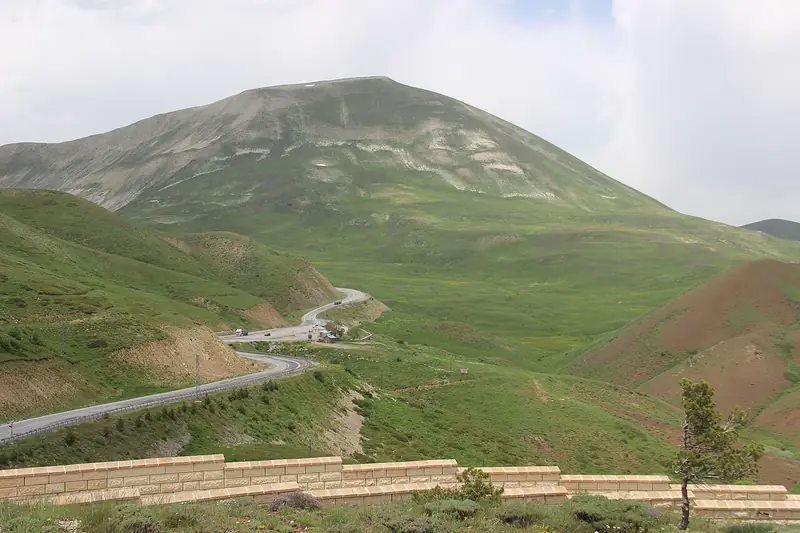 Kop Dağı Kayak Merkezi