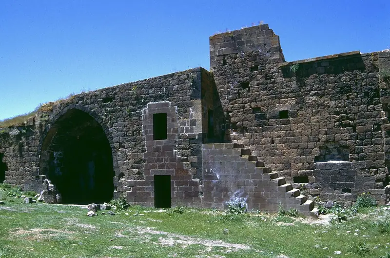 El-Aman Hanı (Rahva Kervansarayı)