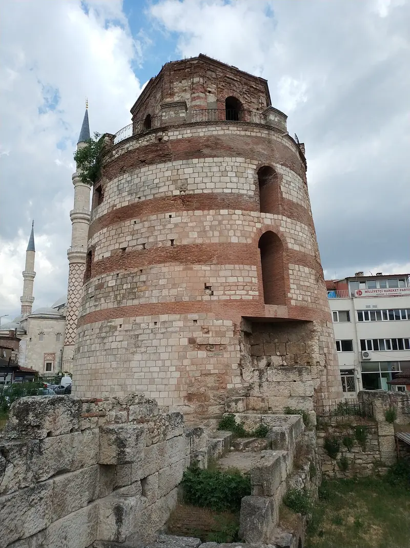 Kaleiçi ve Makedonya Kulesi