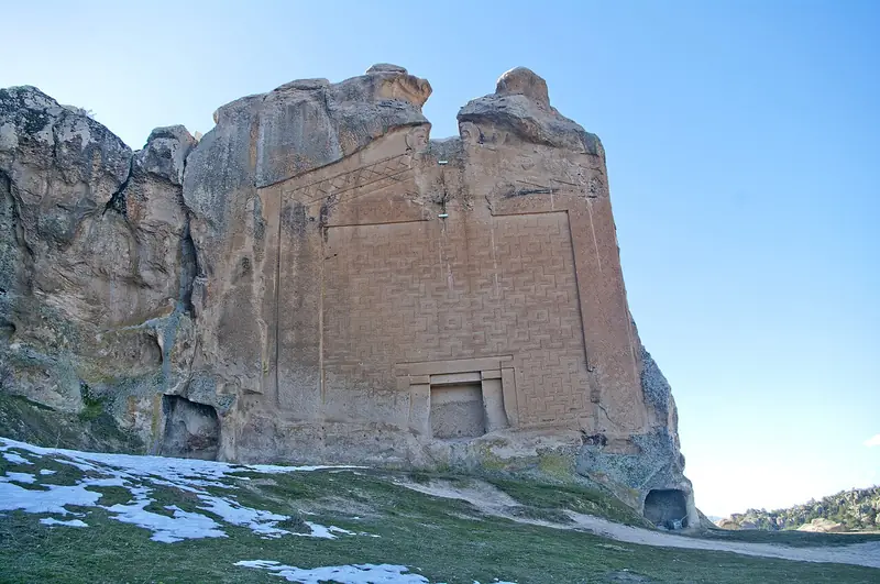 Midas Anıtı ve Yazılıkaya (Midas Kenti)