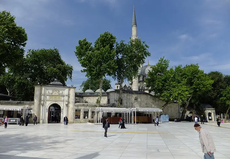 Eyüp Sultan Camii ve Pierre Loti Tepesi
