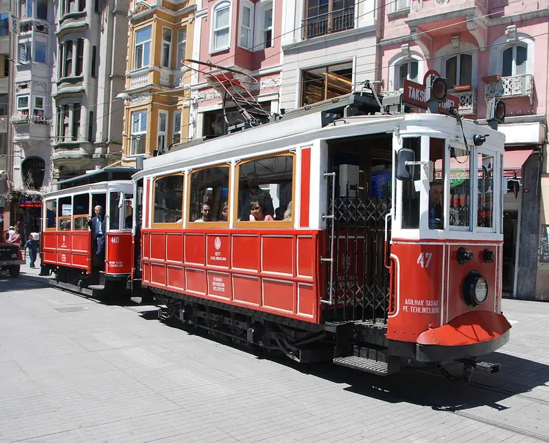 İstiklal Caddesi ve Taksim