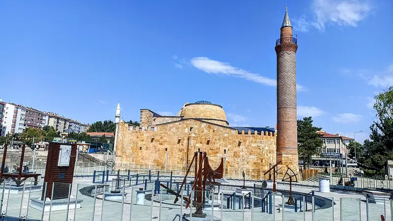 Cacabey Gökbilim Medresesi