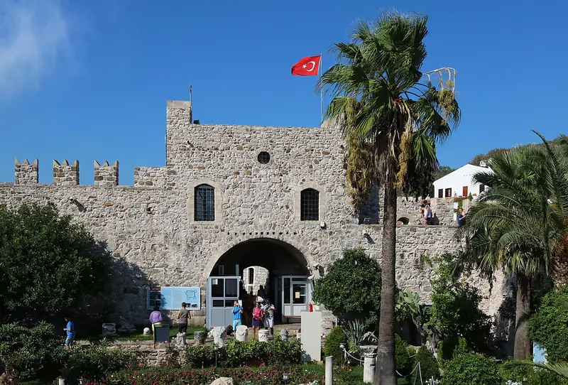 Marmaris Kalesi ve Marina