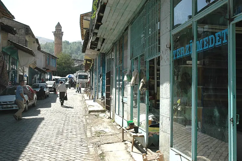 Yıldızlı Han ve Yukarı Çarşı