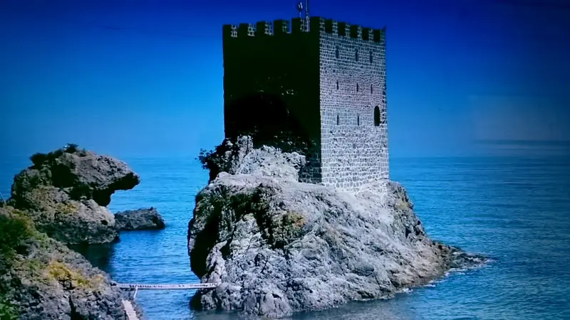 Kız Kalesi (Pazar)