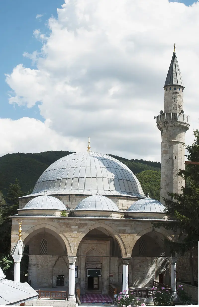 Taraklı