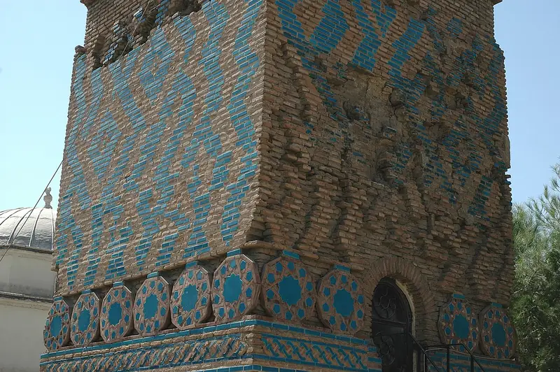Cumhuriyet (Hıdr-ül Ahdar) Camii ve Sûk'ul Ayn Çeşmesi