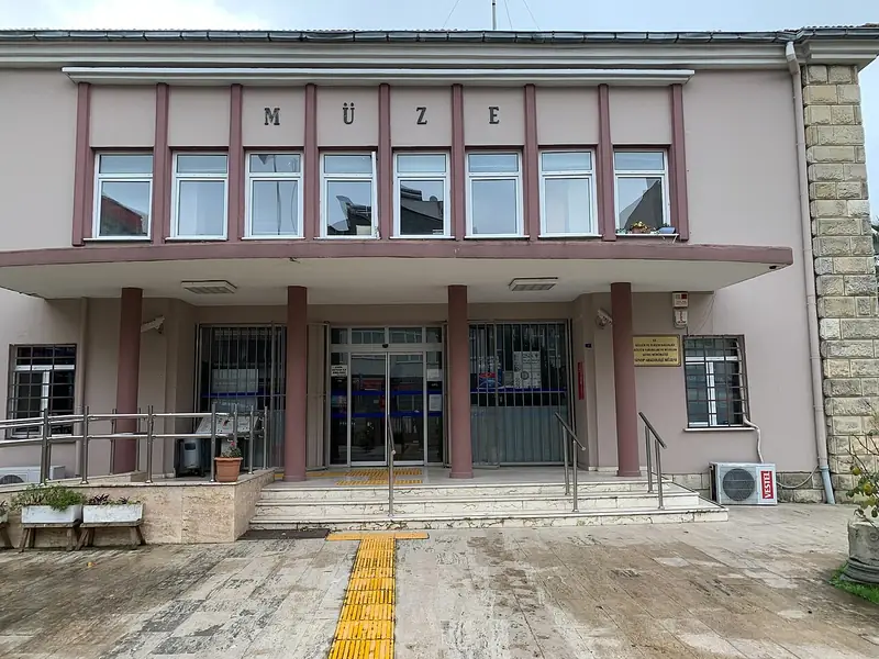 Sinop Arkeoloji Müzesi (Sinop Müzesi)