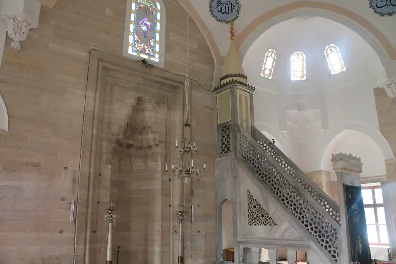 Rüstem Paşa Camii ve Bedesteni