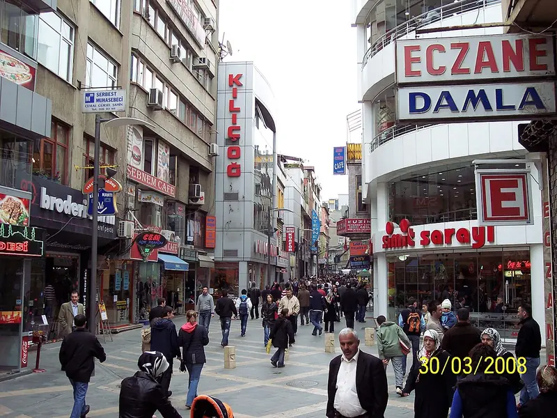 Meydan, Uzun Sokak ve Kunduracılar Çarşısı